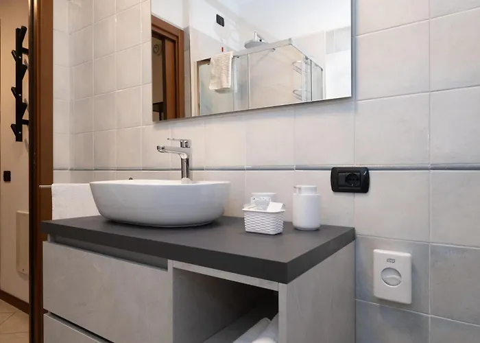 Bilocale A Lainhouse Апартаменты Лайнате